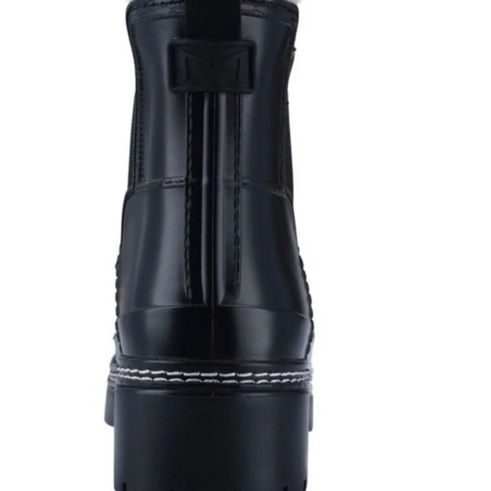 Marc Fisher LTD Fargo Dark Blue Faux Shearling Lined Lug Sole Rain Boots Size 6M